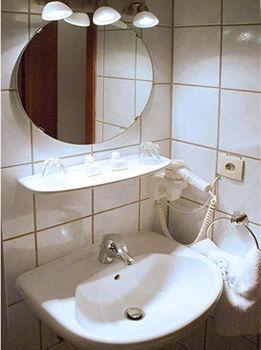 Hotel - Restaurant Jockel Freiensteinau Dış mekan fotoğraf